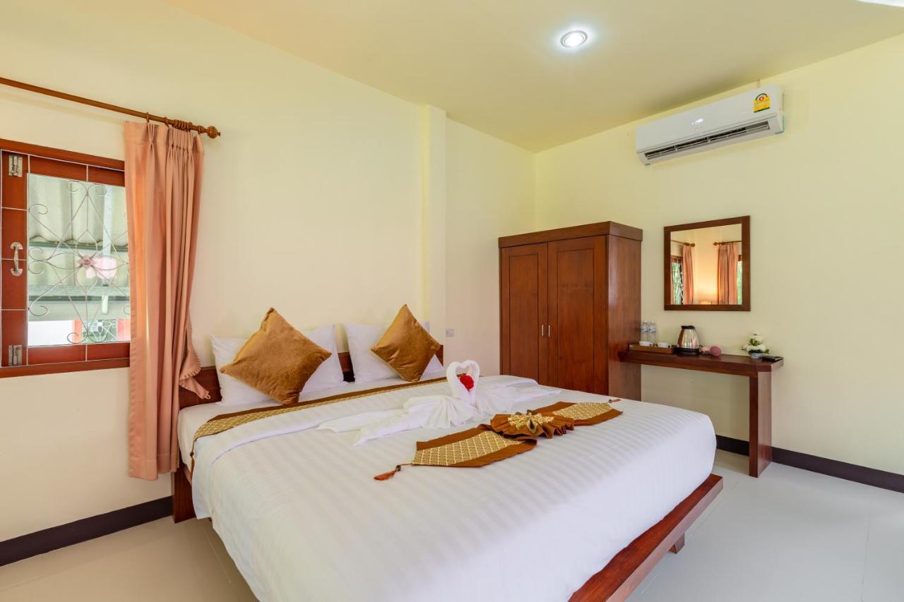 Green Garden House Ao Nam Mao Екстер'єр фото