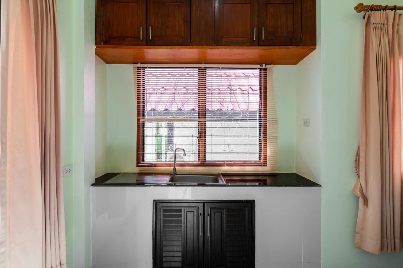 Green Garden House Ao Nam Mao Екстер'єр фото