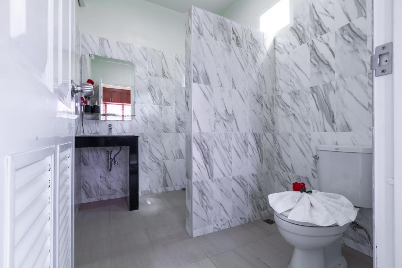 Green Garden House Ao Nam Mao Екстер'єр фото