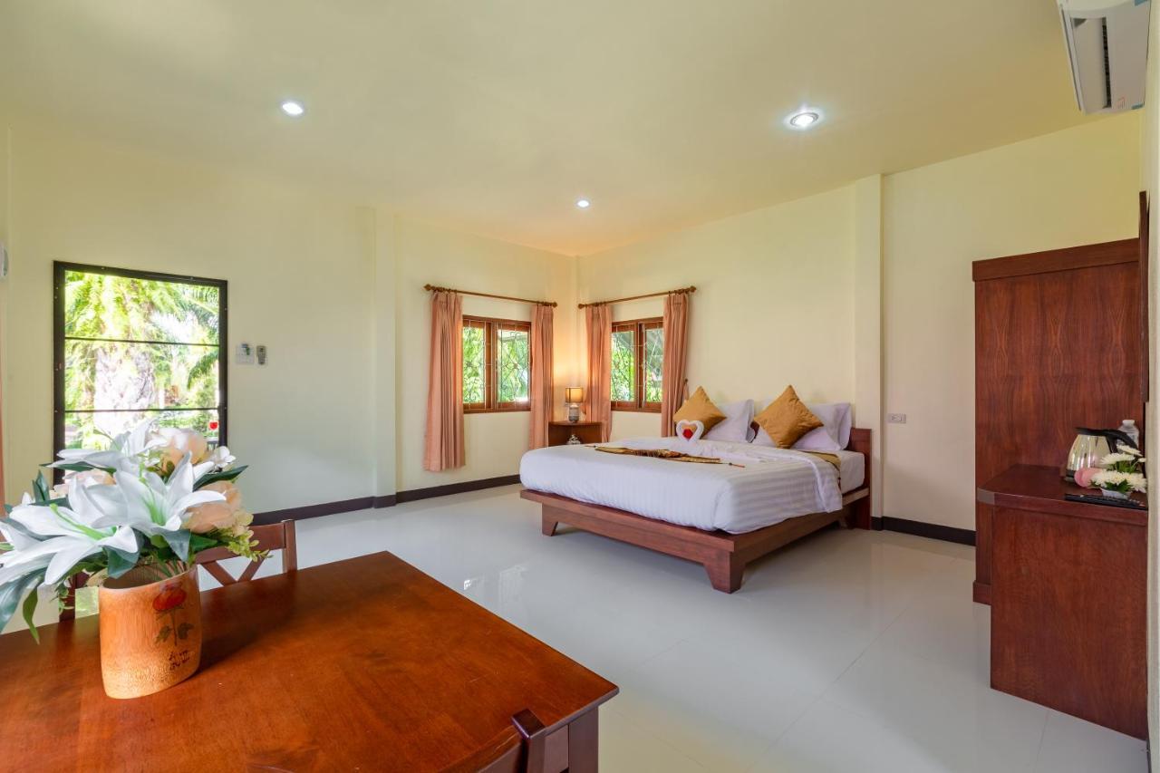 Green Garden House Ao Nam Mao Екстер'єр фото