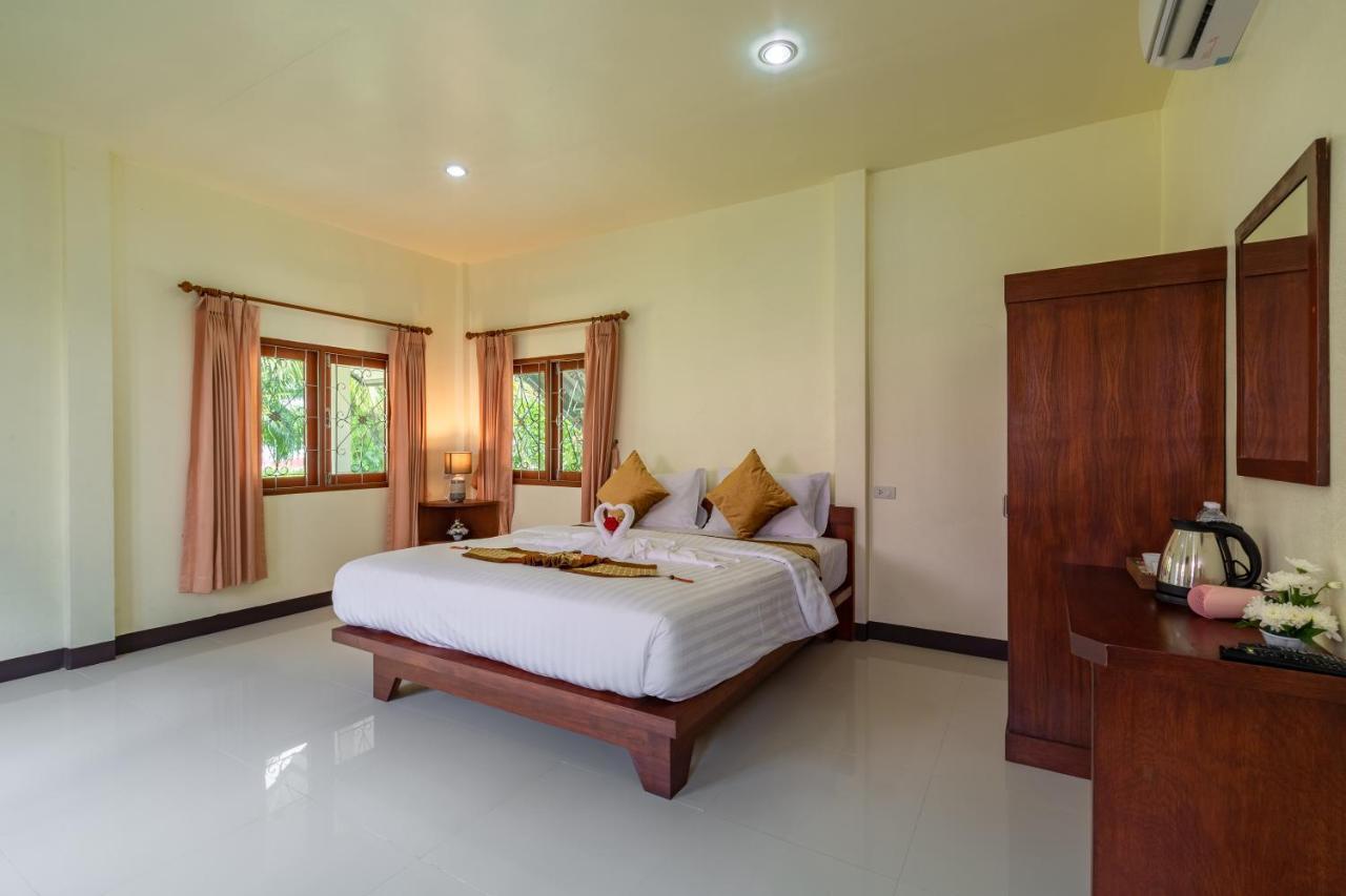 Green Garden House Ao Nam Mao Екстер'єр фото