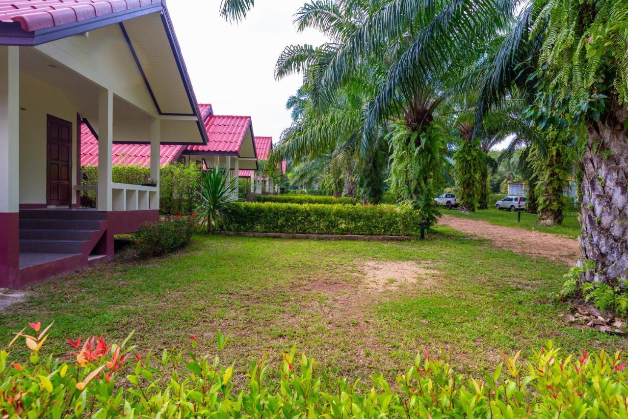 Green Garden House Ao Nam Mao Екстер'єр фото